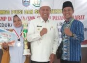 Santri Muallimin Juara II Lomba Puisi SLTA se-Pasbar