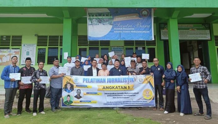 Guru MTs Muhammadiyah Kajai Ikuti Pelatihan Jurnalistik