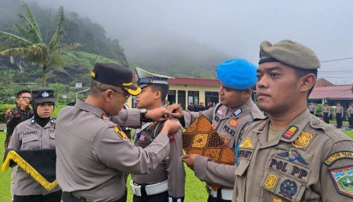 Polri dan TNI Turunkan 135 Ribu Personil untuk Amankan Nataru 2023