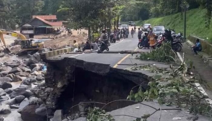 Jalan Darurat di Lembah Anai Sedang Disiapkan